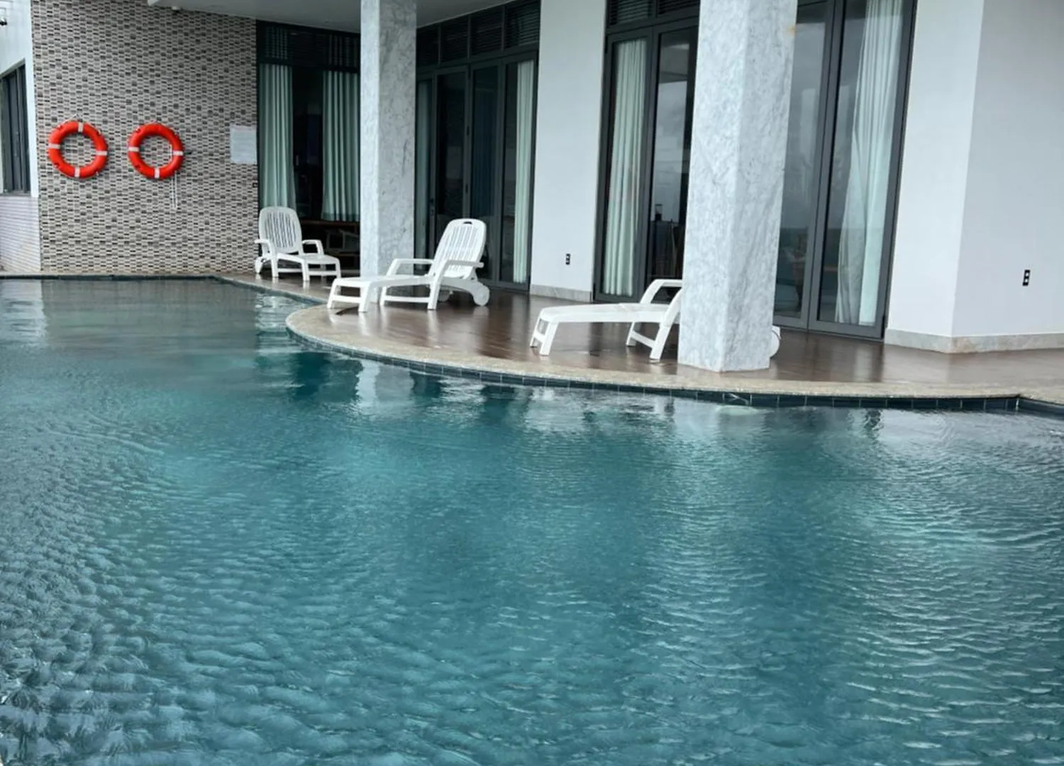 Nancy Seaview Condotel Back Beach 1 Vung Tau